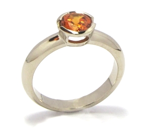 Weißgold Granat Mandarin Ring